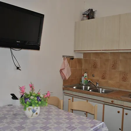 بيت ضيافة Dalmadino 3*