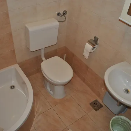 Dalmadino 3* ماكارسكا