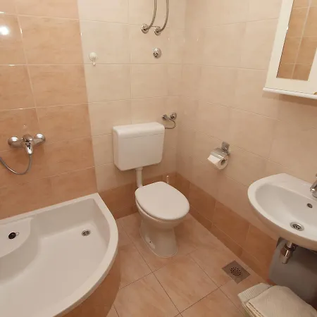 Guest house Dalmadino