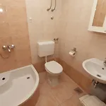 Πανσιόν Dalmadino