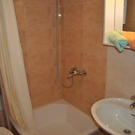 Dalmadino Pensionat 3*