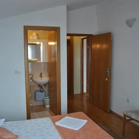 Dalmadino Pensionat 3*